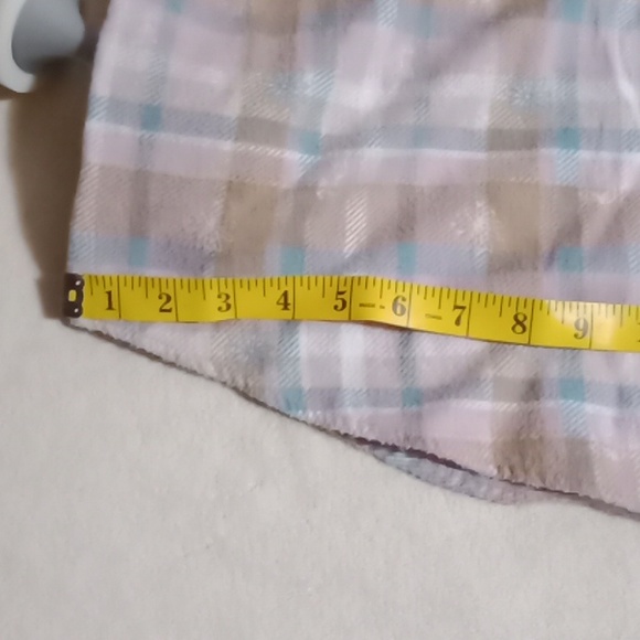 Woman's flannel shirt - Picture 9 of 10